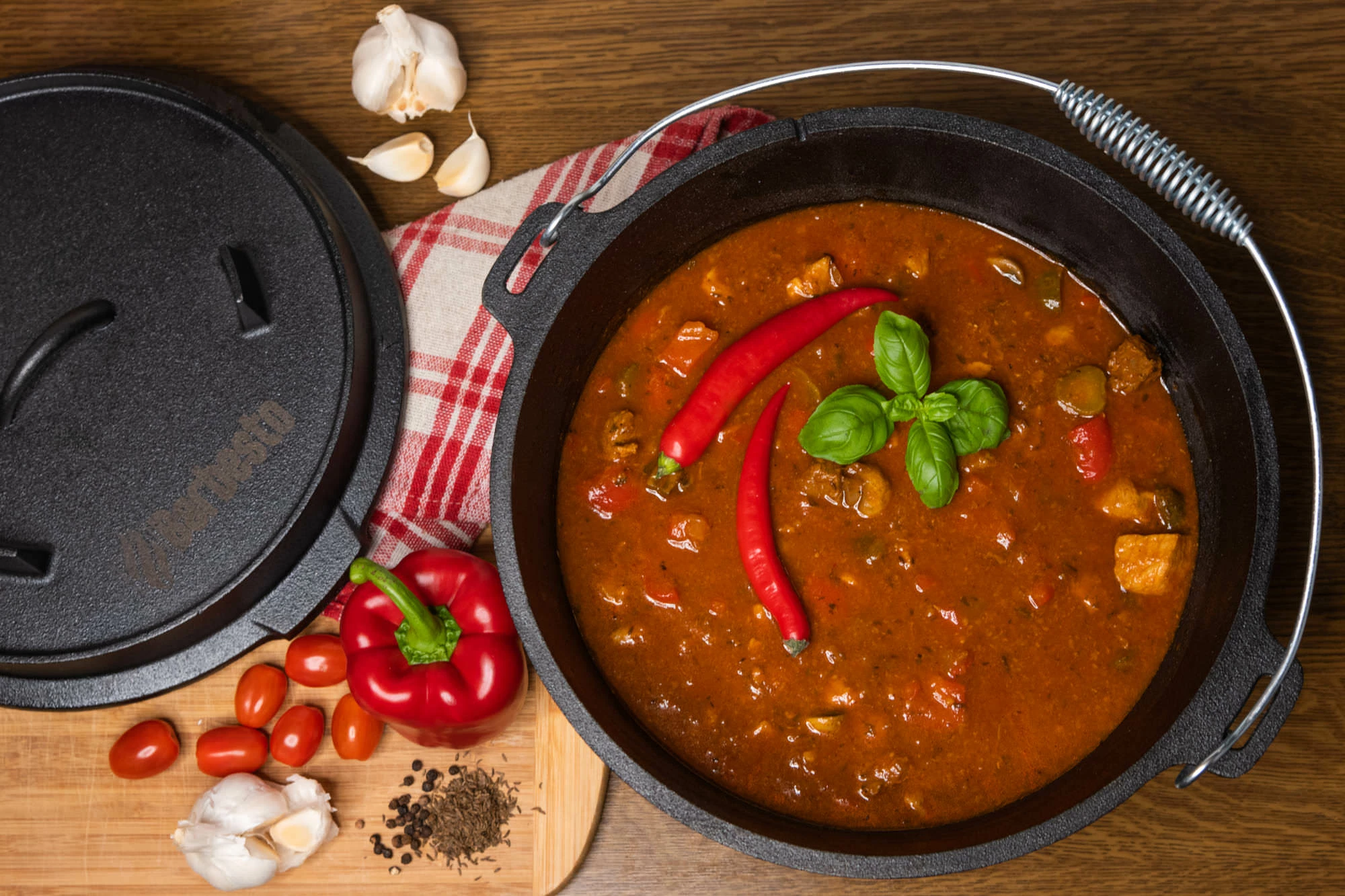 CLP Dutch Oven I Gusseisen-Topf Mit Ständer & Deckelheber Für Kochen, Grillen, Camping – Bild 2