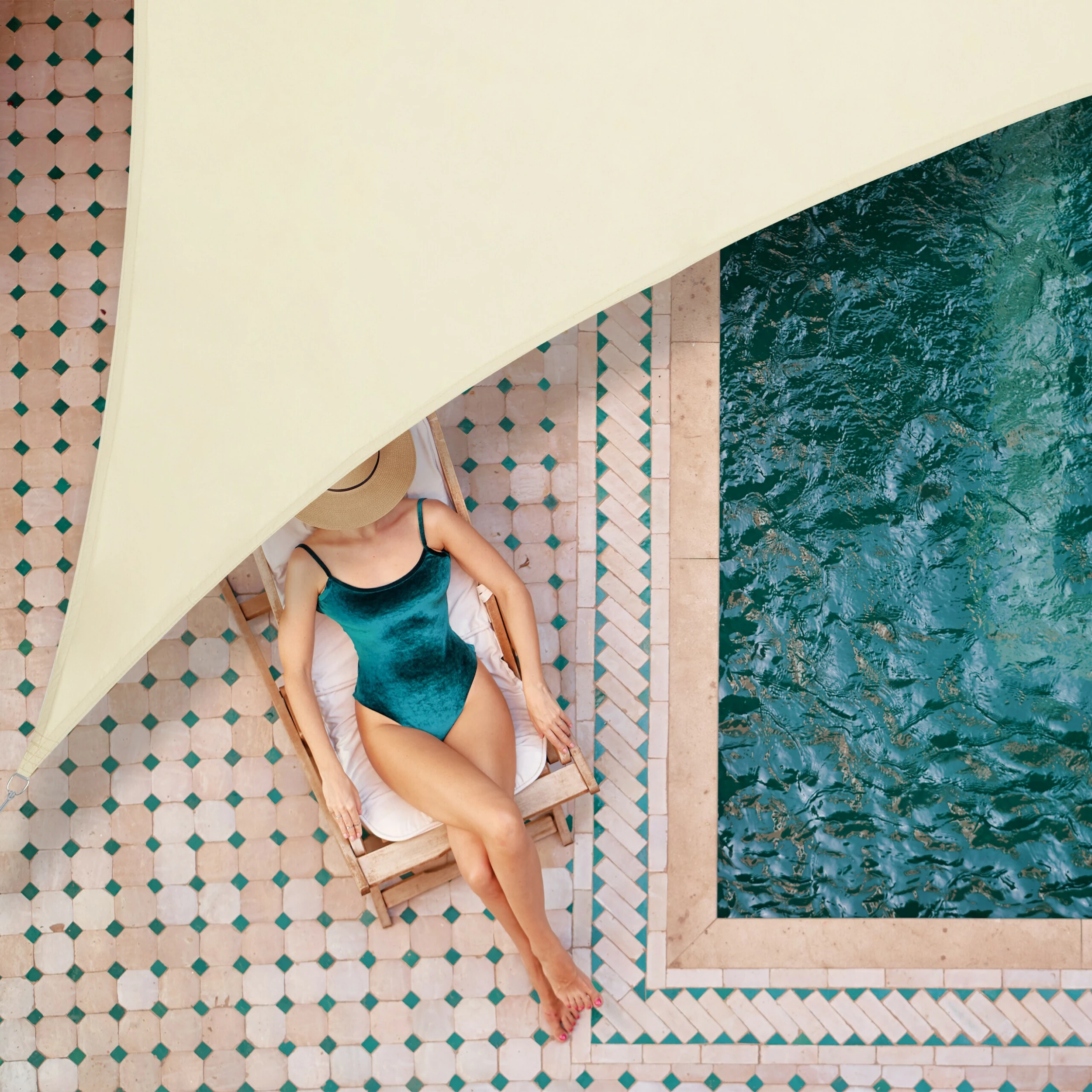 Relaxdays Dreieck Sonnensegel PES Beige – Bild 3